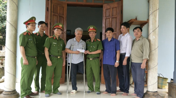 Phòng Kỹ thuật hình sự thường xuyên tham gia công tác Đền ơn đáp nghĩa
