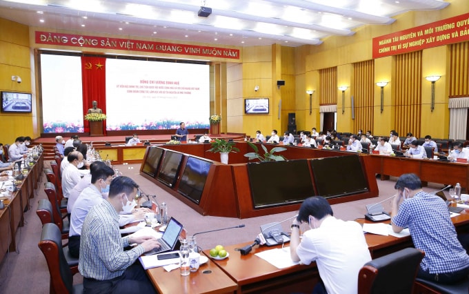 Quang cảnh cuộc họp.