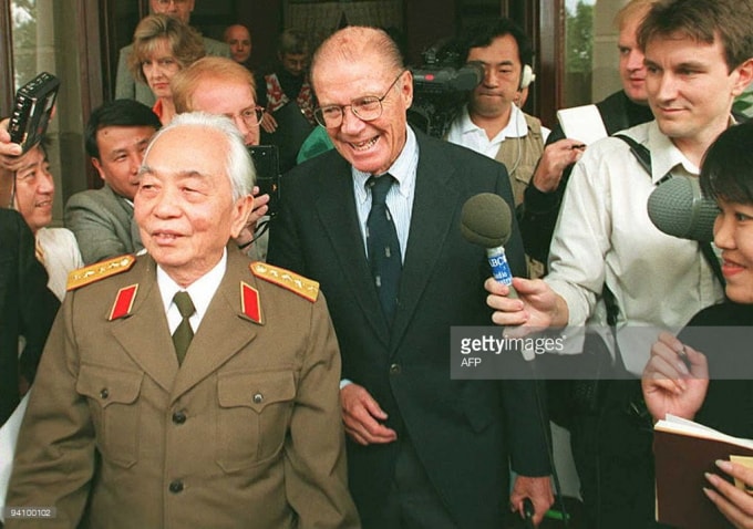 bai 5 the gioi va nhung goc nhin day than phuc ve thien tai quan su lon nhat the ky 20 hinh 2