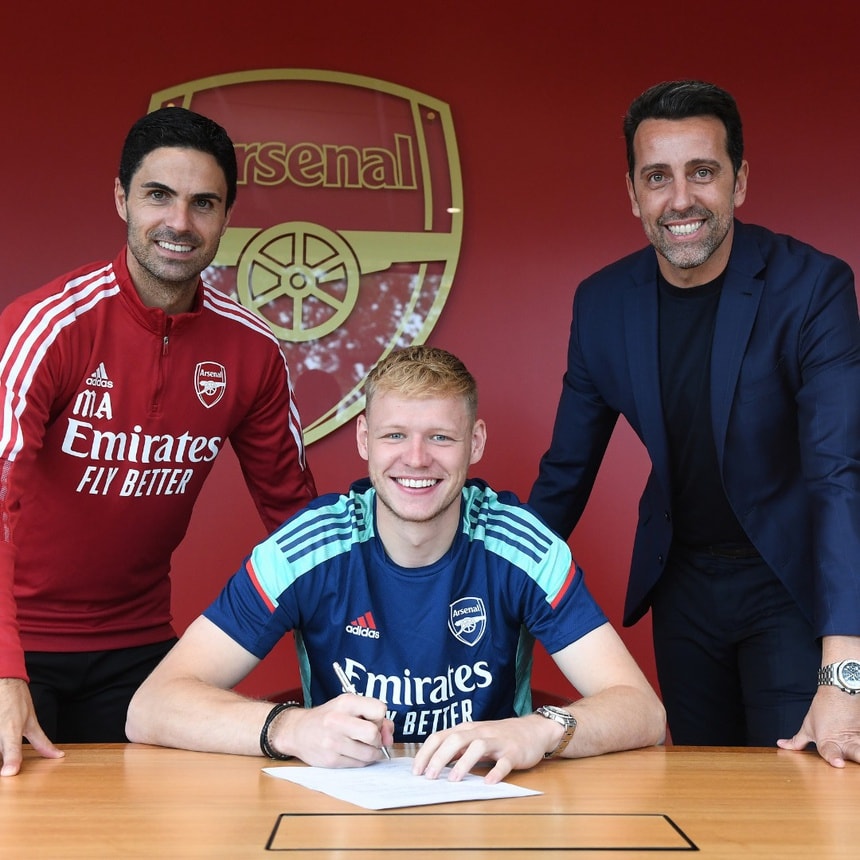Thi đấu tại câu lạc bộ mới, Ramsdale sẽ mang áo số 32. Ảnh: Arsenal