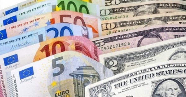 Đồng USD quay đầu giảm sau khi tăng lên đỉnh hơn 10 tháng