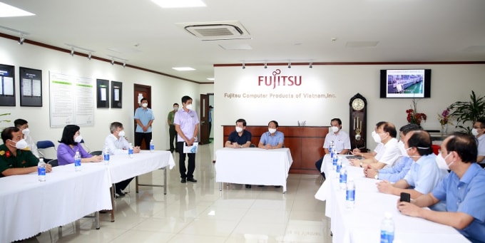 Phó Thủ tướng Lê Văn Thành đã đến thị sát, kiểm tra tình hình sản xuất tại Khu Công nghiệp Biên Hòa 2.