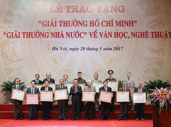 Lễ trao tặng Giải thưởng Hồ Chí Minh, Giải thưởng Nhà nước về văn học, nghệ thuật năm 2017.