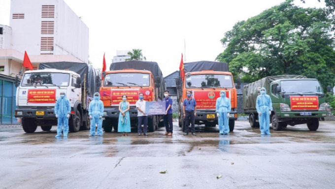 Những chuyến xe yêu thương chở nông sản từ Lâm Đồng về TP. Hồ Chí Minh.