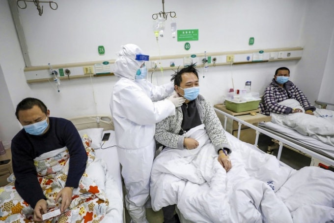 nghien cuu o vu han cho thay benh nhan da hoi phuc van co trieu chung sau mot nam hinh 1