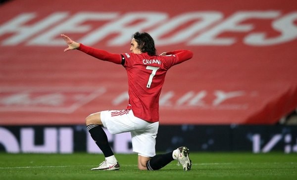 ronaldo co the mac ao so may khi gia nhap man utd lan 2 hinh 2