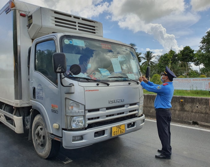 ca mau bat buoc tai xe test lai covid 19 khi vao dia ban hinh 1