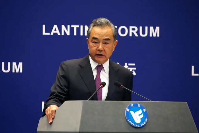 ngoai truong vuong nghi the gioi can huong dan taliban hinh 1