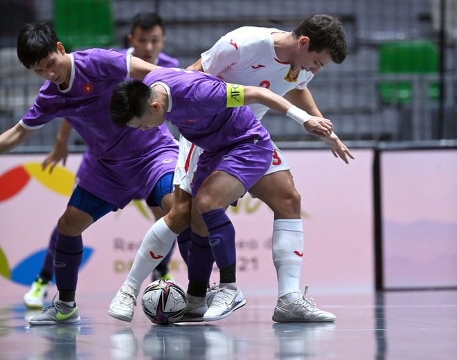 tuyen futsal viet nam thua 0 4 futsal tay ban nha hinh 1