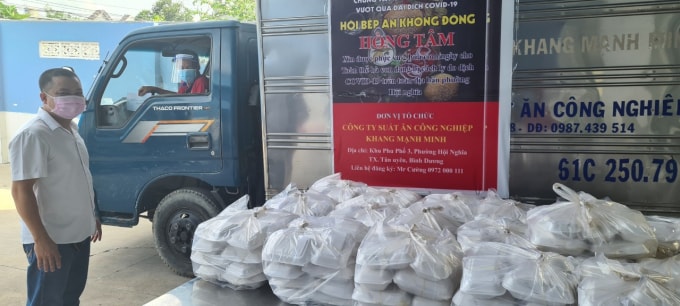 bep an tu thien tai binh duong 20 nguoi lam moi ngay cung cap 6000 suat an mien phi hinh 1