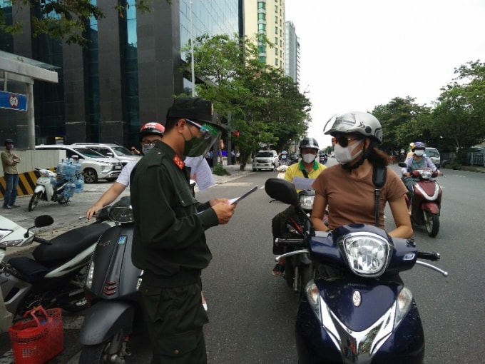 ha noi xu phat hon 700 truong hop vi pham phong chong dich covid 19 hinh 1