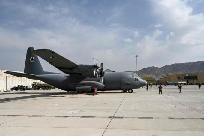 taliban tim cach tang cuong suc manh voi vu khi hien dai thu duoc cua my hinh 2