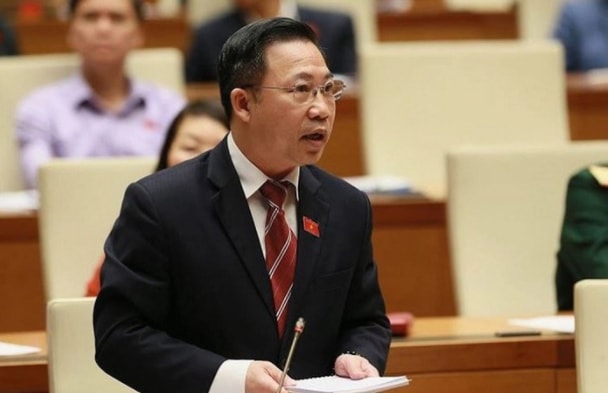 cap doi giay di duong ha noi co dang tu lam kho minh hinh 3