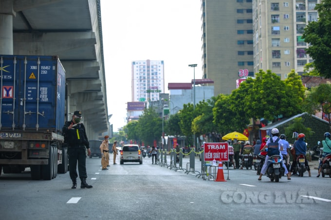 ha noi 21 chot loai 1 dat tai vi tri co mat do giao thong cao truc 24 24 gio hinh 1