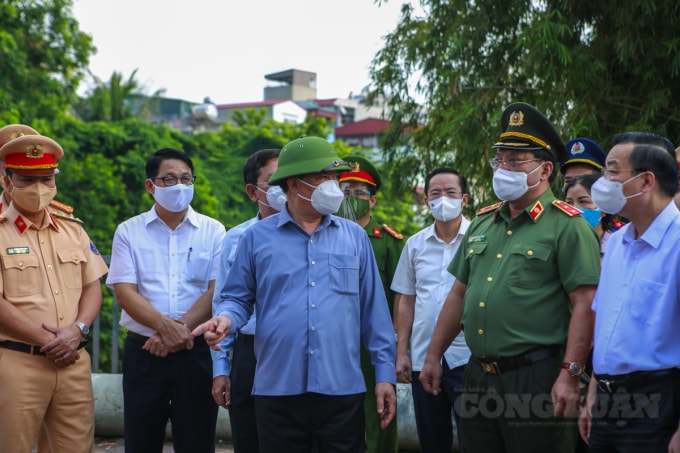ha noi 21 chot loai 1 dat tai vi tri co mat do giao thong cao truc 24 24 gio hinh 10