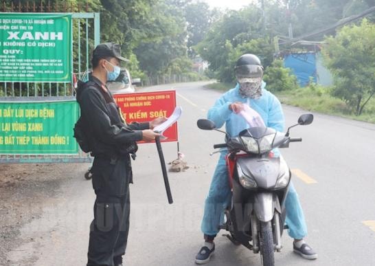 bi thu nguyen van nen chon cu chi va quan 7 lam thi diem cho kich ban binh thuong moi sau 15 9 hinh 2