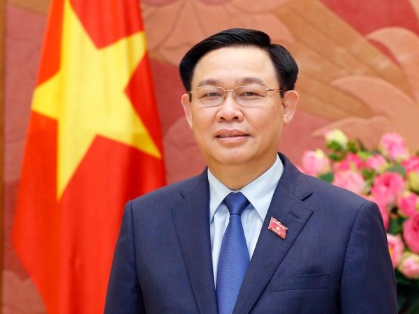 chu tich quoc hoi len duong tham du wcsp5 tham va lam viec voi ep bi phan lan hinh 1