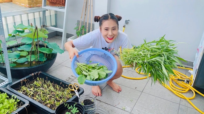 sao viet tro tai lam banh trong cay nhung ngay gian cach hinh 3