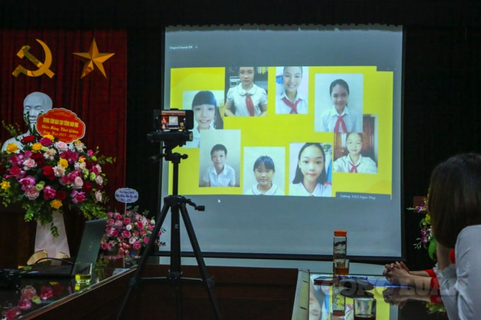 le khai giang dac biet co mot khong hai voi san truong ghe da hang cay vang lang hinh 15