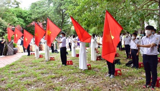 thua thien hue to chuc khai giang nam hoc moi tren song truyen hinh hinh 1