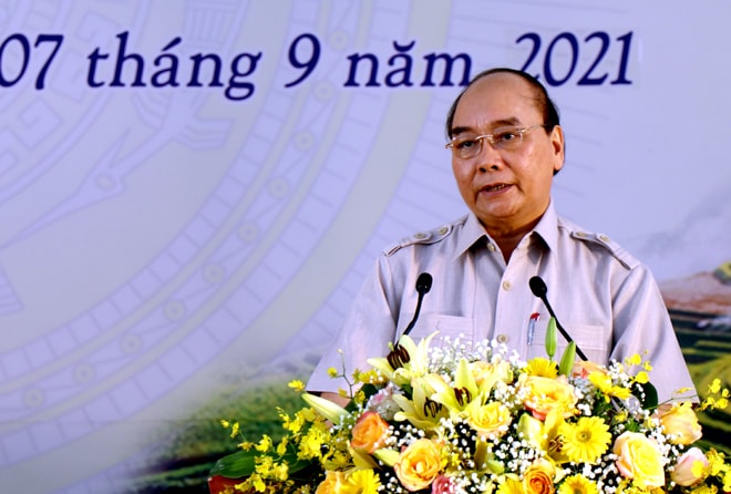chu tich nuoc du le khai giang nam hoc moi tai truong pho thong dan toc noi tru thpt tinh yen bai hinh 2