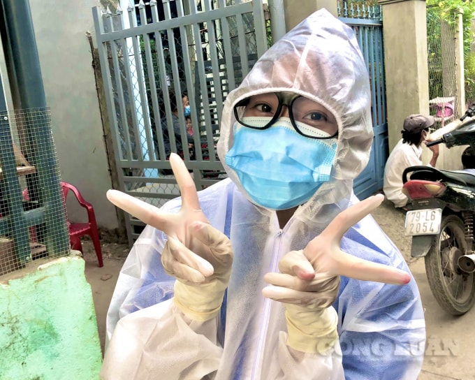 me va anh trai vao tp hcm lam tinh nguyen co gai 16 tuoi xung phong thanh chien si o que nha hinh 2