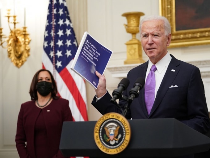 ong biden dua ra chien luoc moi chong lai bien the delta cua covid 19 hinh 1