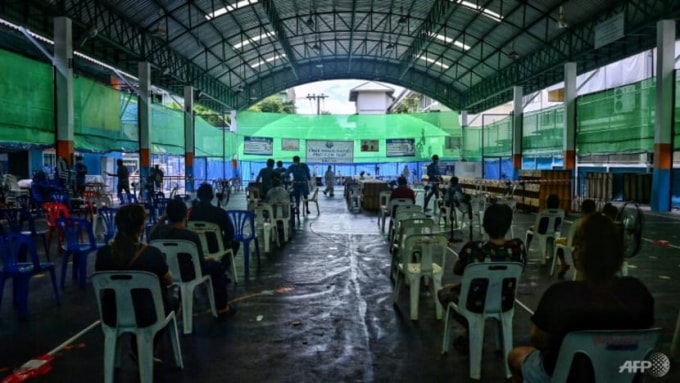 thai lan xet nghiem covid 19 dai tra tai khu o chuot lon nhat bangkok hinh 2