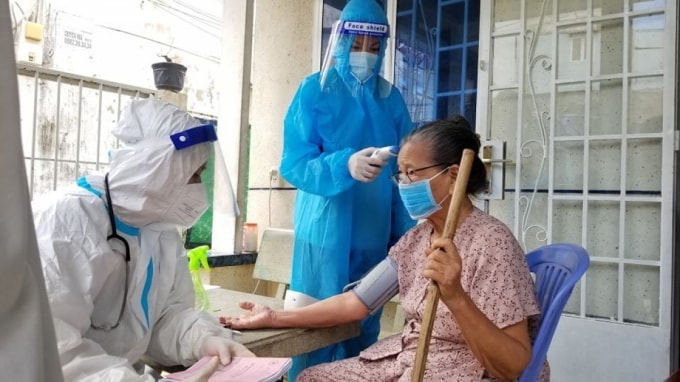 day manh tiem vac xin cho nguoi mac benh nen nguoi cao tuoi phu nu co thai hinh 1