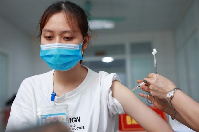vac xin covid 19 sinopharm duoc san xuat va chi dinh tiem nhu the nao hinh 1
