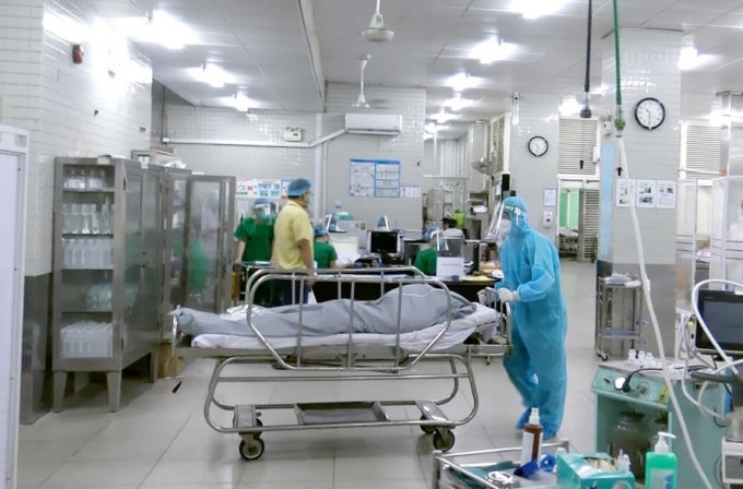 sang 10 9 viet nam con hon 1120 ca covid 19 nang dang tho may va ecmo hinh 1