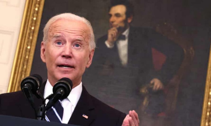 chien luoc lat nguoc tinh the voi covid 19 cua ong biden co gi dac biet hinh 1