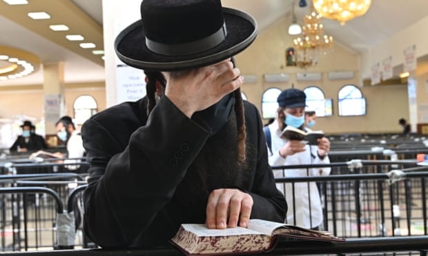 israel truy to nguoi hanh huong hasidic lam gia ket qua xet nghiem covid de ve nha hinh 1