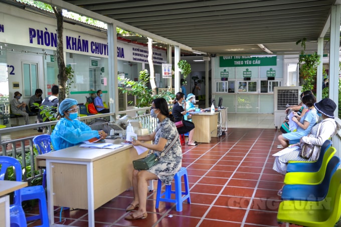 ha noi tiem vac xin covid 19 cho hon 1000 san phu tren 13 tuan hinh 1