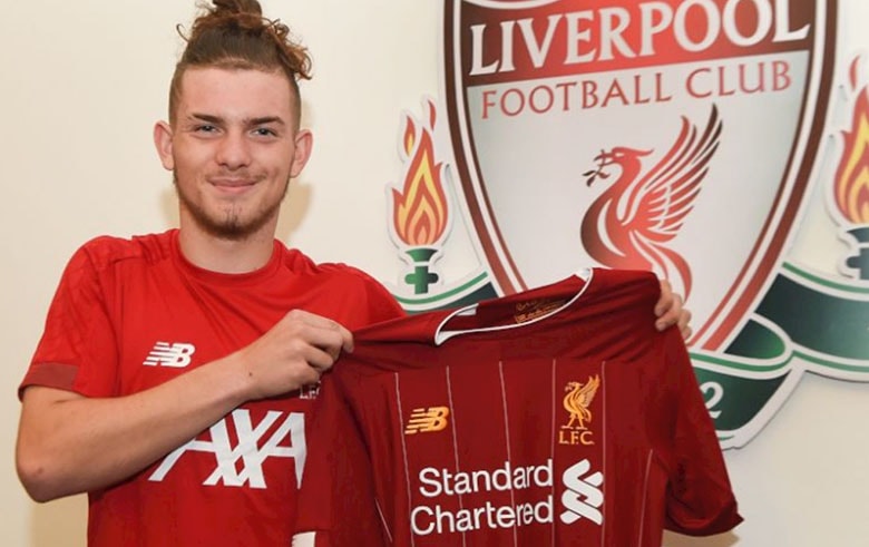 harvey elliott sao tre dinh chan thuong kinh hoang trong tran leeds voi liverpool la ai hinh 2