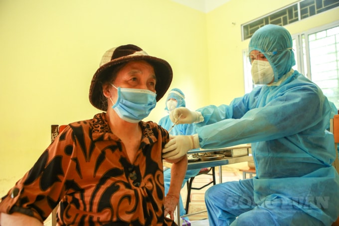 ha noi vua duoc phan bo them gan nua trieu lieu vac xin vero cell hinh 1