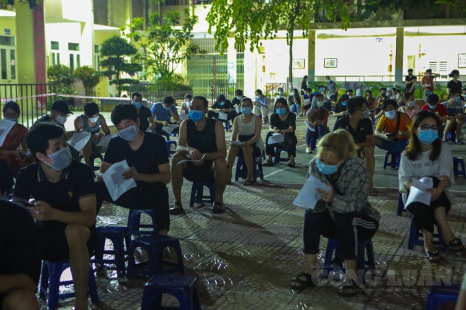 ha noi nhieu diem tiem chung da dat tren 98 so luong nguoi dan duoc tiem mui 1 hinh 9