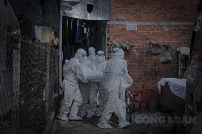 nam nguoi mau tinh nguyen mai tang cho nguoi mat vi covid 19 toi tran quy hon sinh menh cua moi nguoi hinh 4