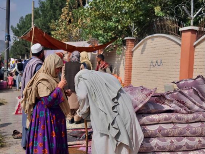 dan afghanistan ban do dac trong nha vi khan hiem tien mat khung hoang rinh rap hinh 1