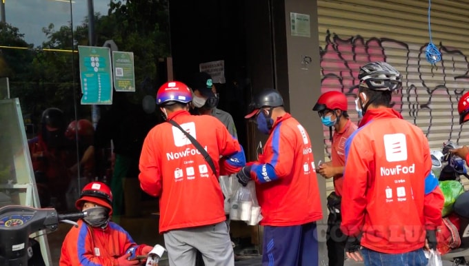 lac dac vai quan an mo cua lai truoc ngay quan 7 tp hcm thi diem binh thuong moi hinh 9