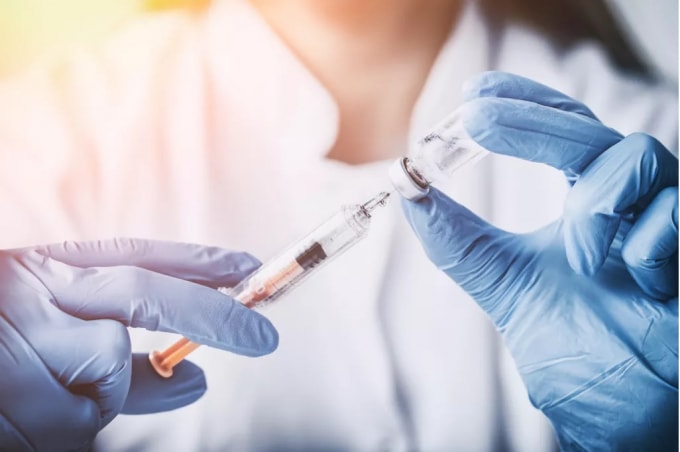 tac dung phu sieu hiem gap o nguoi tiem vac xin astrazeneca hinh 1