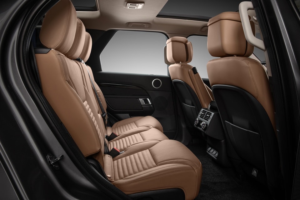land rover discovery moi ve viet nam voi 3 phien ban gia tu 454 ty dong hinh 8