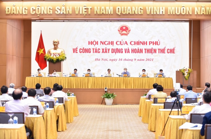 xay dung va hoan thien the che mot cach trong tam thuc chat va co giai phap cu the hinh 1