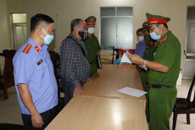 bat tam giam giam doc cong ty minh khang va truong ban qlda khu do thi minh khang hinh 1