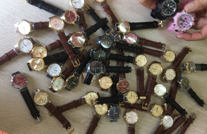 ban dong ho casio gia gia 300000 dong chu hang tai bac ninh bi phat 275 trieu dong hinh 2