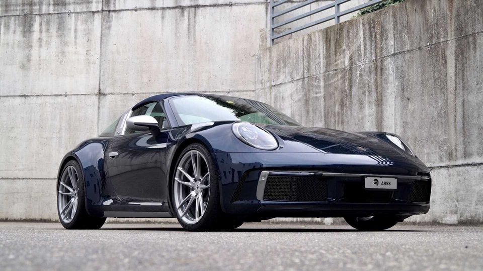kham pha xe the thao porsche 911 targa so huu goi do than rong doc nhat the gioi hinh 1