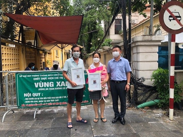 baicuoi khi to quoc can nguoi lam bao chung tay hinh 1