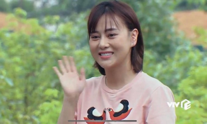 phuong oanh chap nhan lam xau de nhap vai trong huong vi tinh than hinh 1