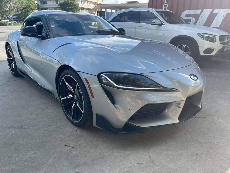 toyota supra 2021 dau tien vua cap ben viet nam hinh 1