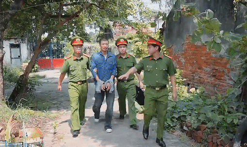 huong vi tinh than phan 2 tap 42 ong sinh bi bat vi toi giet nguoi hinh 1